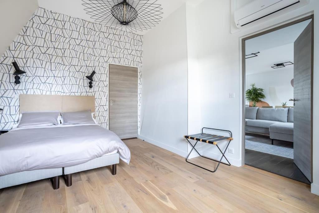 Appartement De 100M2 Dans Un Parc A 20 Mn Du Centre De Paris Garches Bagian luar foto