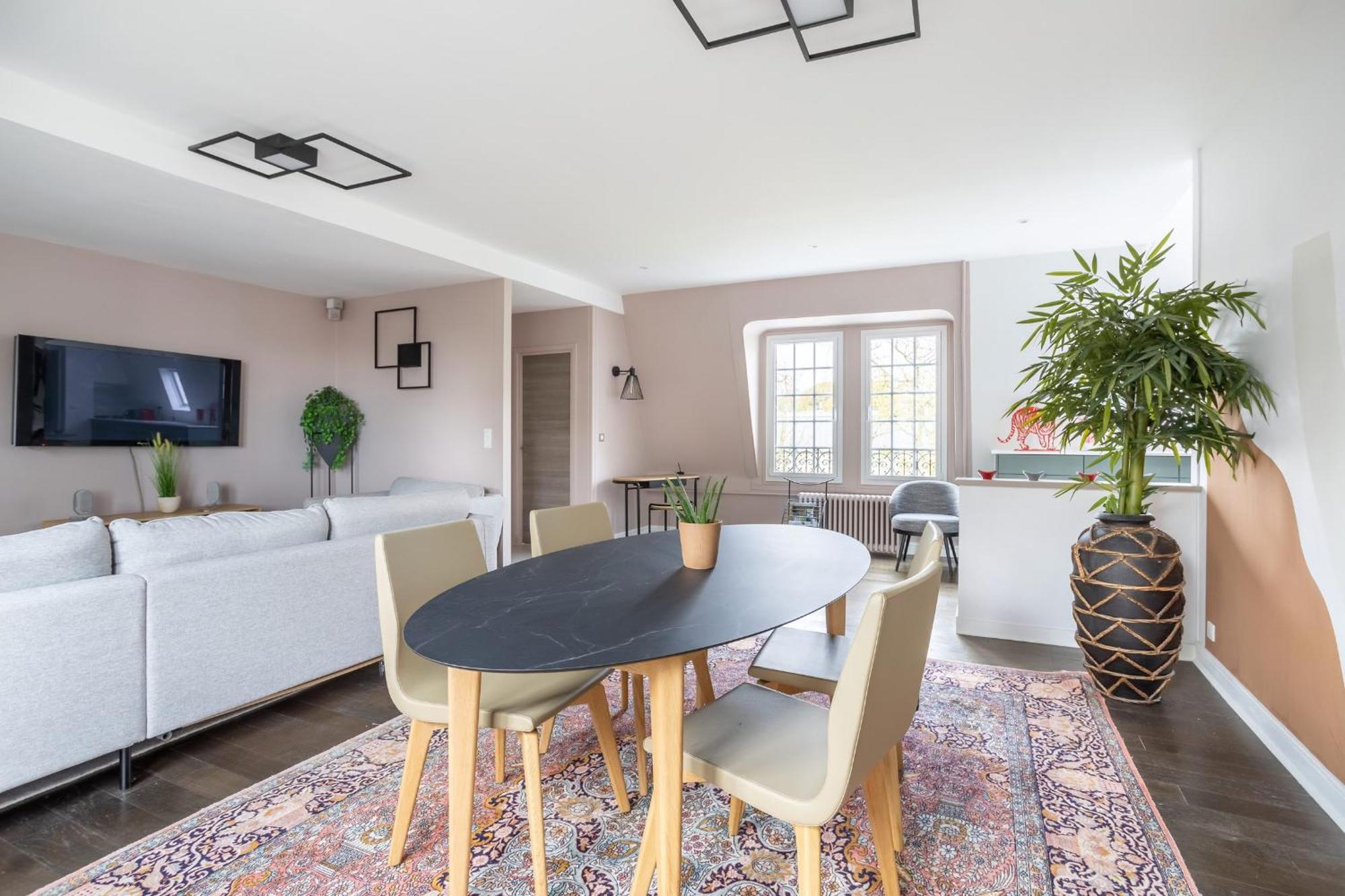 Appartement De 100M2 Dans Un Parc A 20 Mn Du Centre De Paris Garches Bagian luar foto